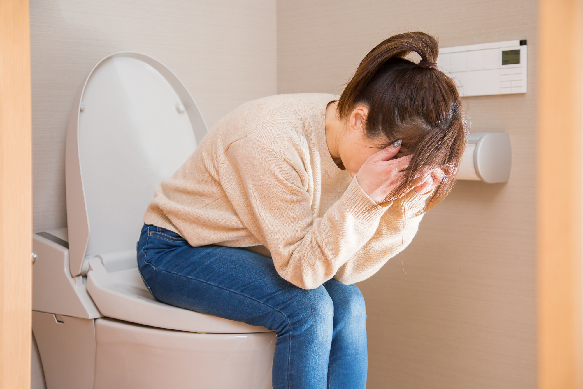 腹痛でお困りの女性